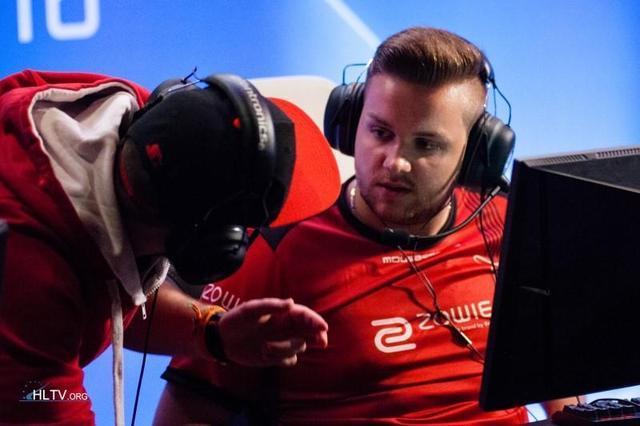 两极反转 两极反转