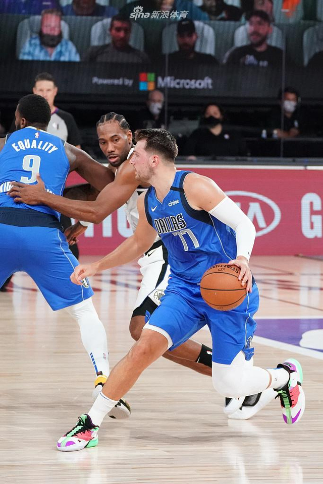 西甲联赛中 西甲联赛中